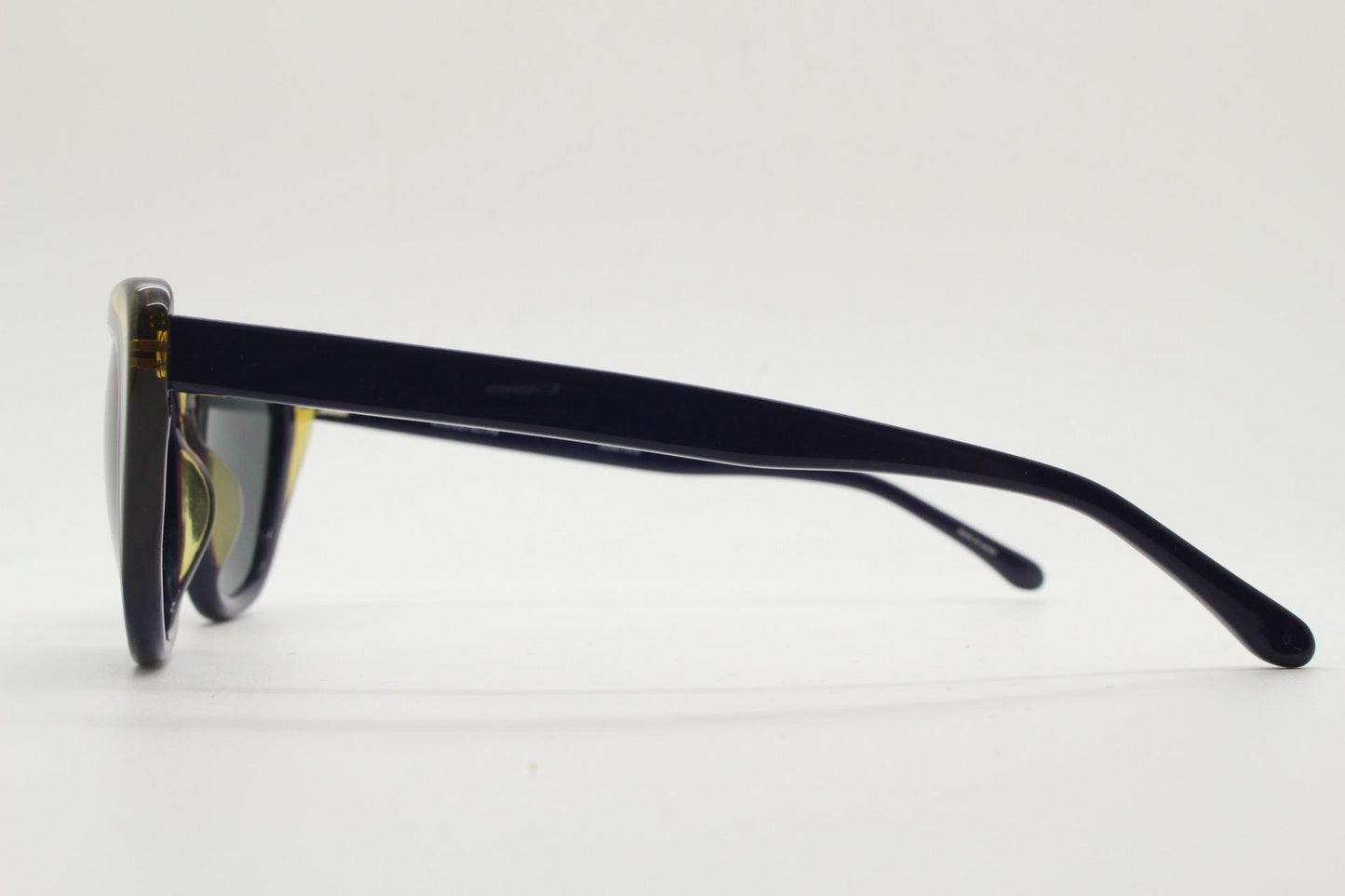 Linda Farrow cat eye sunglasses made in Japan by Erdem. Black with transparent amber outline. Luxe Gallery Projects Vintage. NOS Full Set