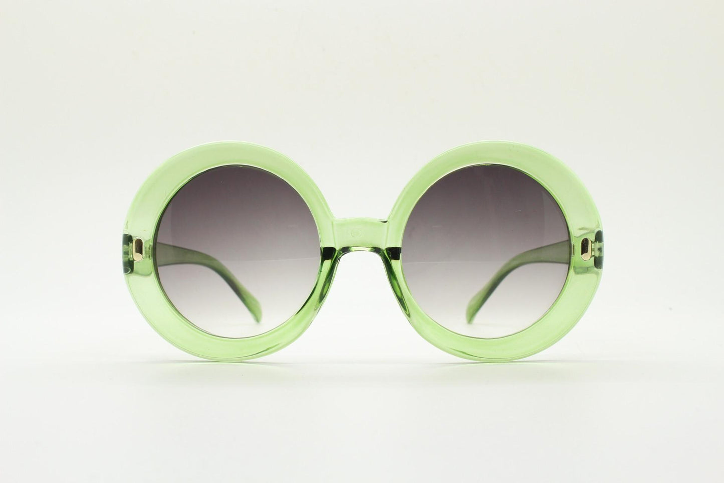 Y2k vintage oversized round green sunglasses. Women's big 60s mod design transparent frame with smoky black gradient lenses. Unused BNWT