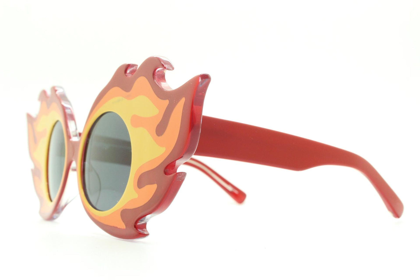Yaz bukey fantasy fireball sunglasses made in Japan by Linda Farrow. Stupendous collectors grail not to be missed. Vintage. NOS full set
