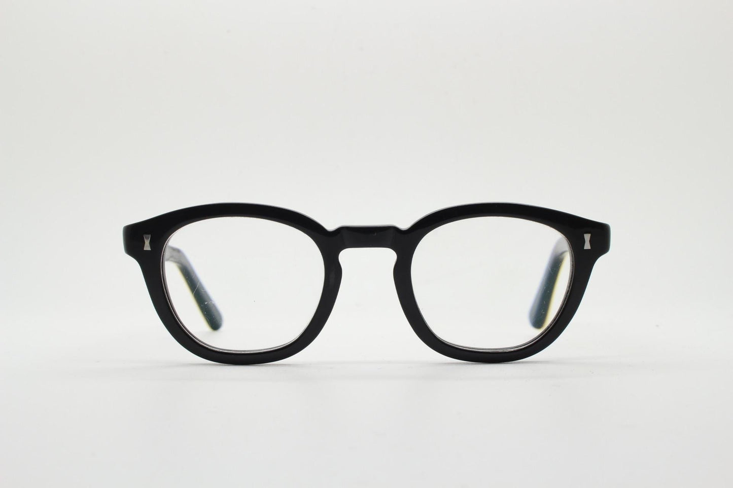 Cubitts vintage round 40s design Moreland eye glasses. Plain black gloss acetate optical frame with keyhole bridge. Prescription RX