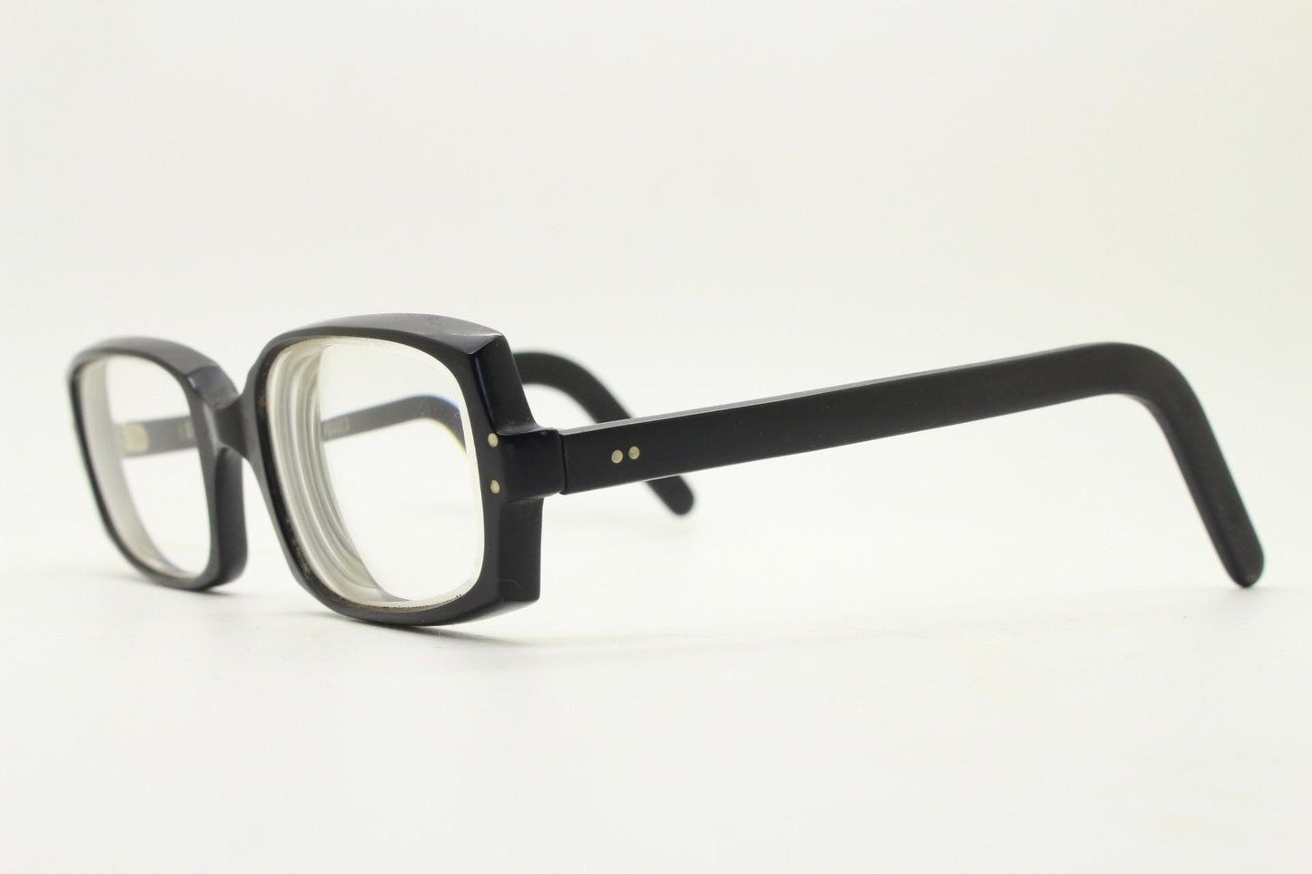 Oliver Goldsmith 60s vintage rectangular eye glasses model 94009. Black acetate optical frames. Prescription eyeglasses. RX spectacles