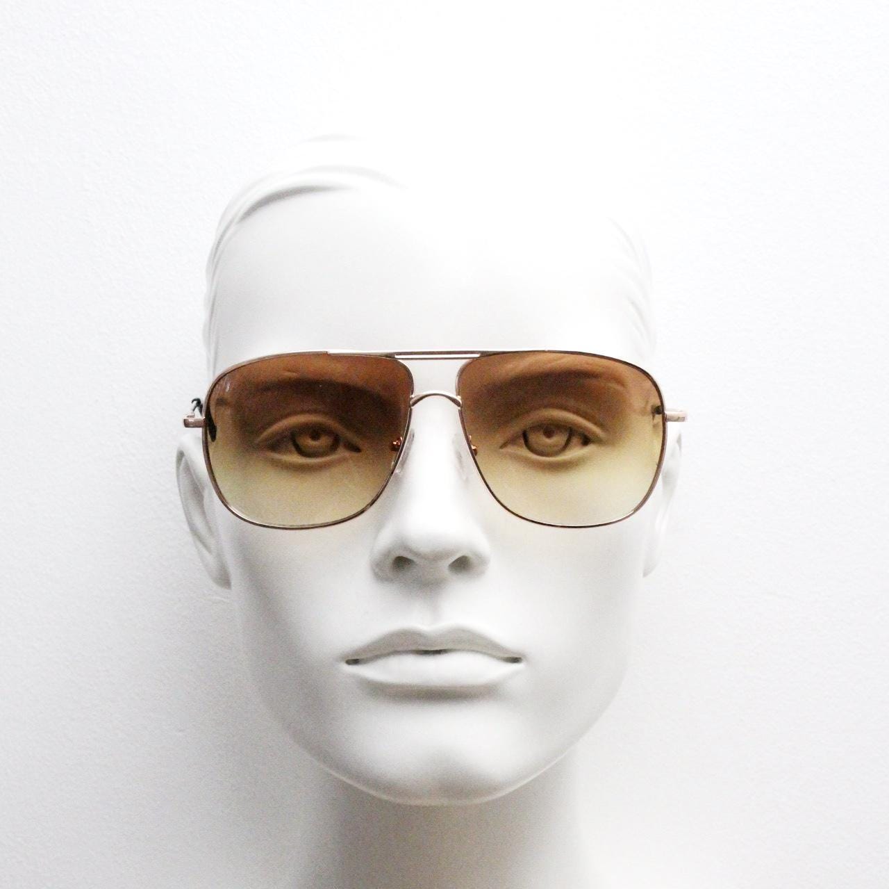 Y2K vintage square aviator sunglasses. Gold gloss metal frame 70s style aviators with sizzling brown graduating lenses. 2000s. Unused NOS
