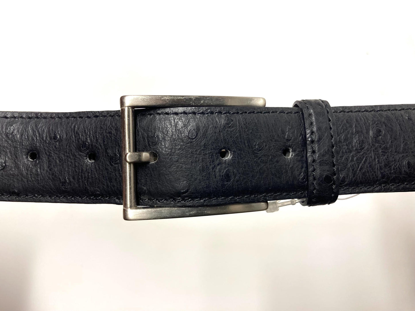 90s vintage black genuine leather belt made in Italy by Joseph Di Pino. Tooled finish made to look like Ostrich. NOS. Mens Large