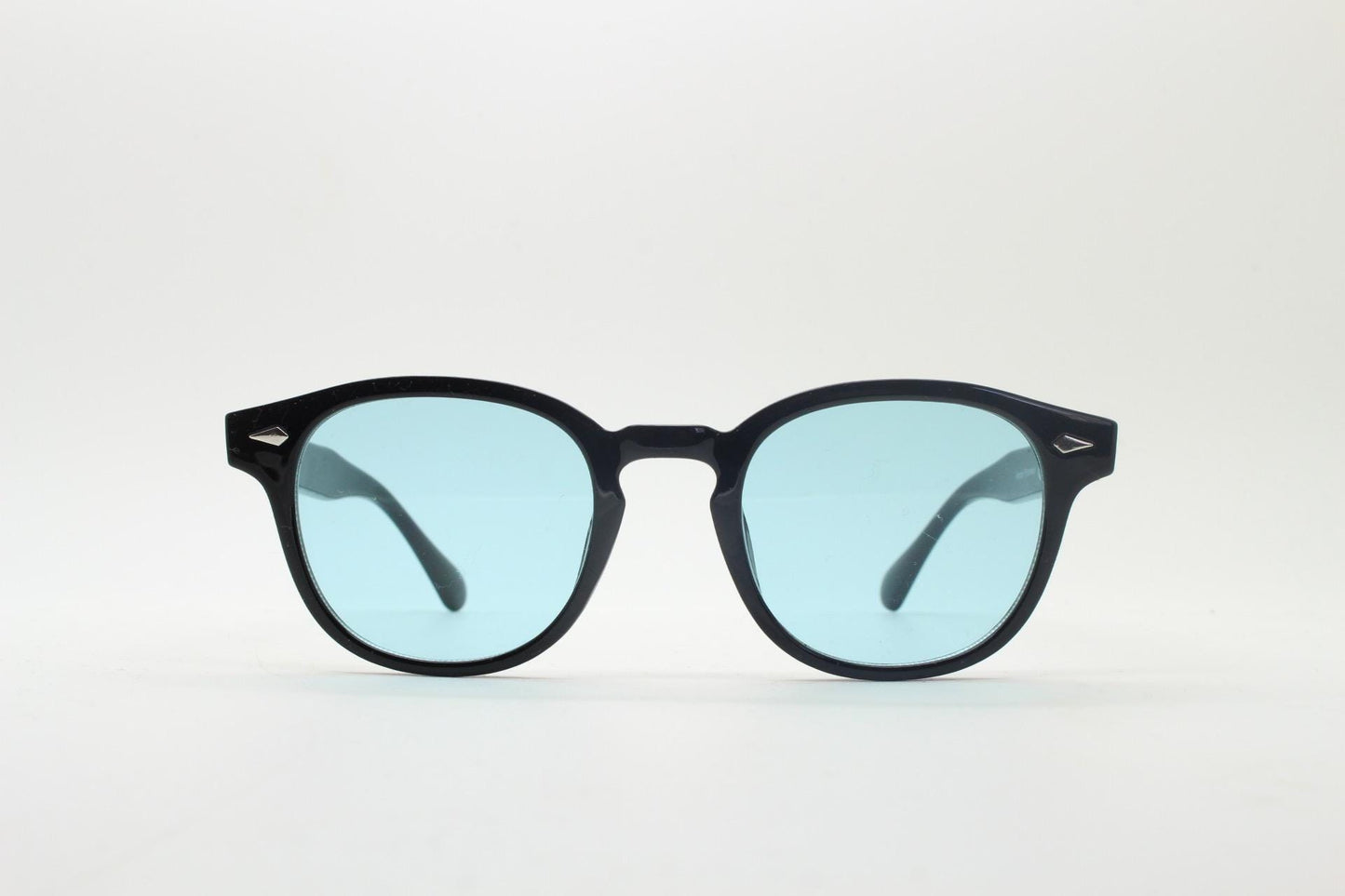 Vintage modified wayfarer design glasses. Black gloss 40s, 50s shape frame with keyhole bridge and extra light tone blue lenses. BNWT