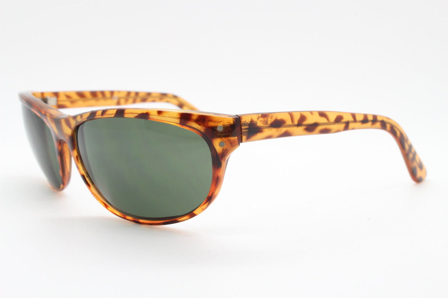 Y2K vintage bug eye sunglasses. Wrap around shield style tortoise frame with green lenses. Visor. Unused NOS